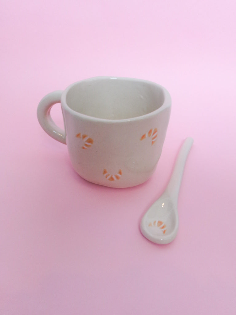 Cuillère en céramique artisanale, motif croissant