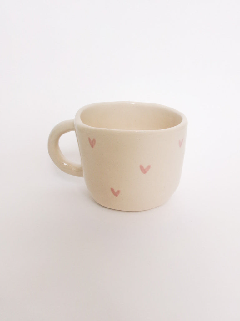 Mug en céramique - Petits cœurs peints à la main