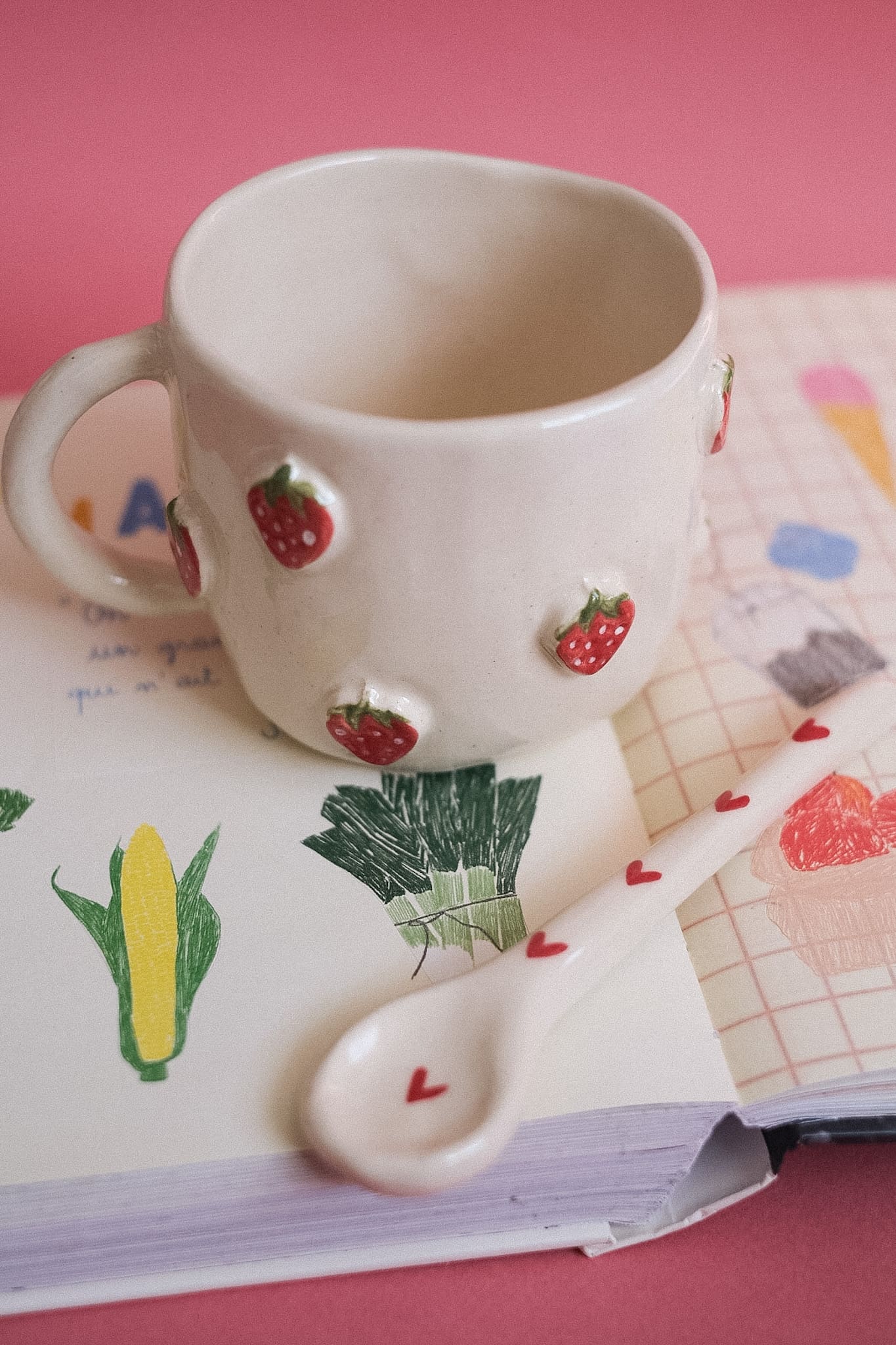 Mug en céramique fraises