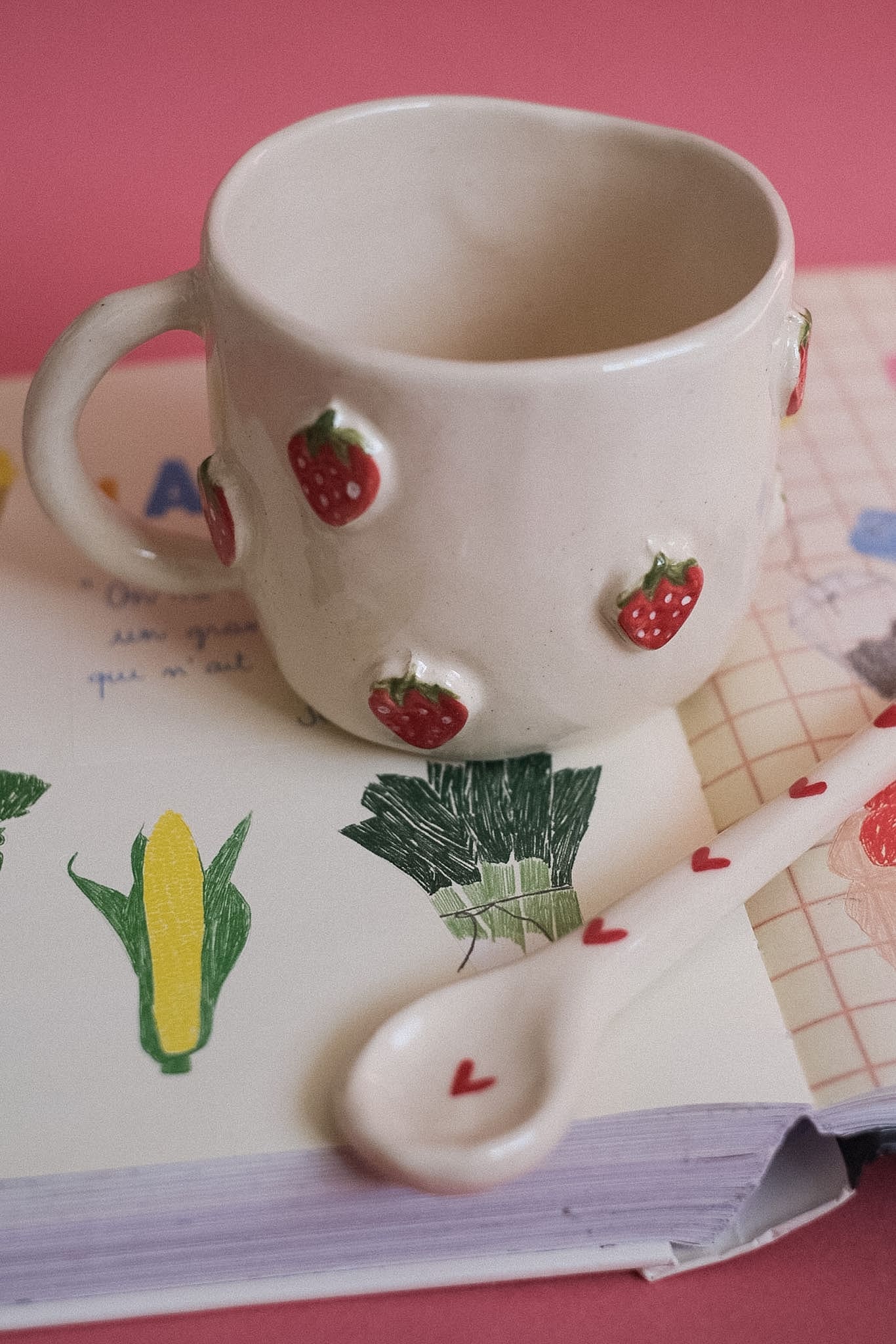 Mug en céramique fraises