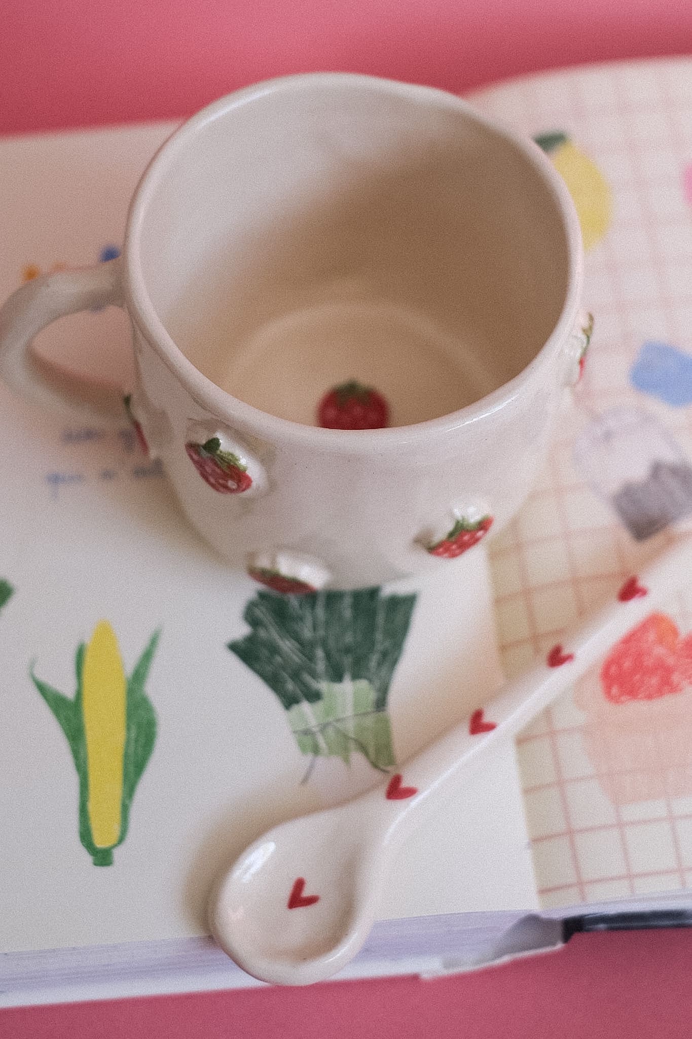 Mug en céramique fraises