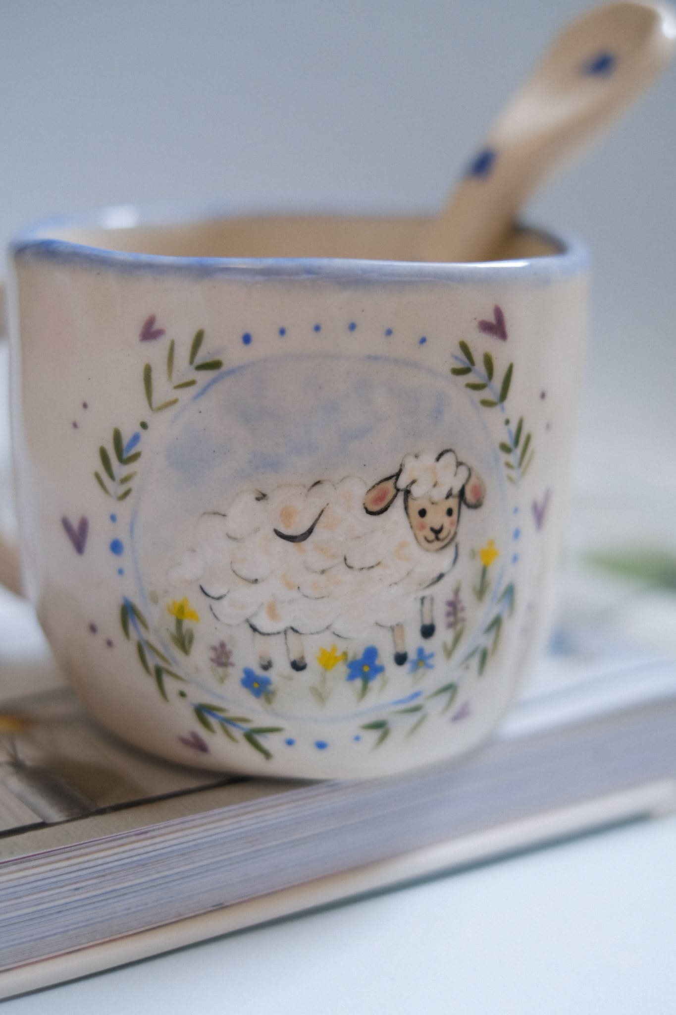 Mug en céramique mouton peint à la main