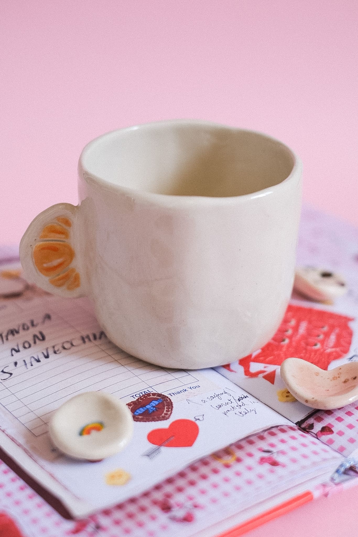 Mug en céramique artisanale anse croissant