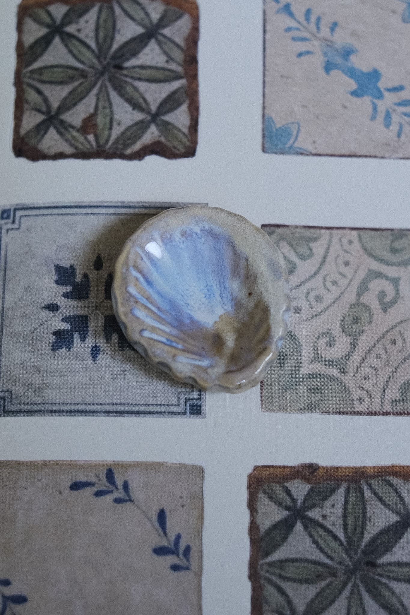 Pierre d’apaisement Worry Stone coquillage en céramique