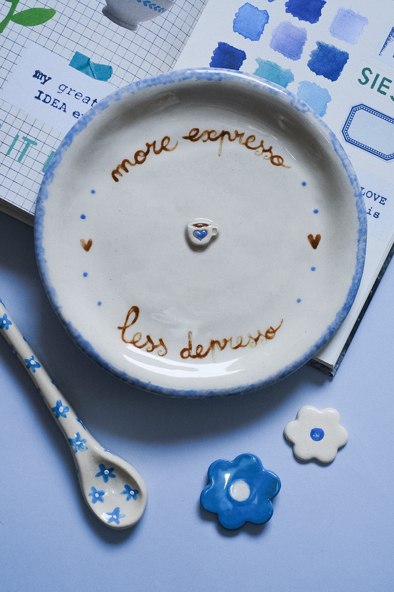 Assiette dessert céramique artisanale more expresso less depresso