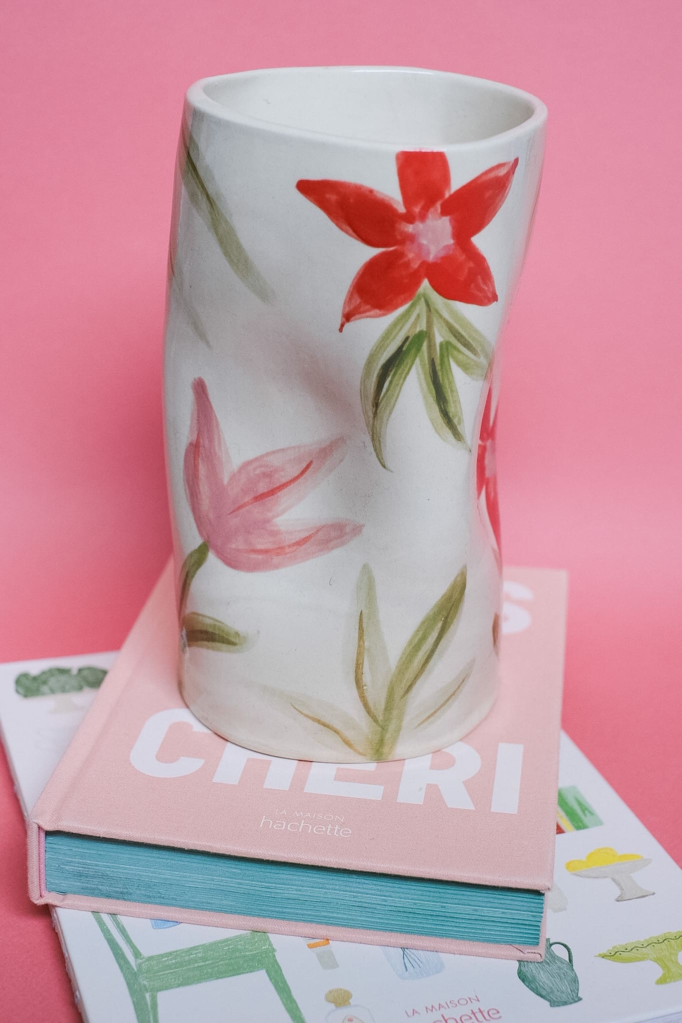 Grand vase céramique artisanale graphique fleurs