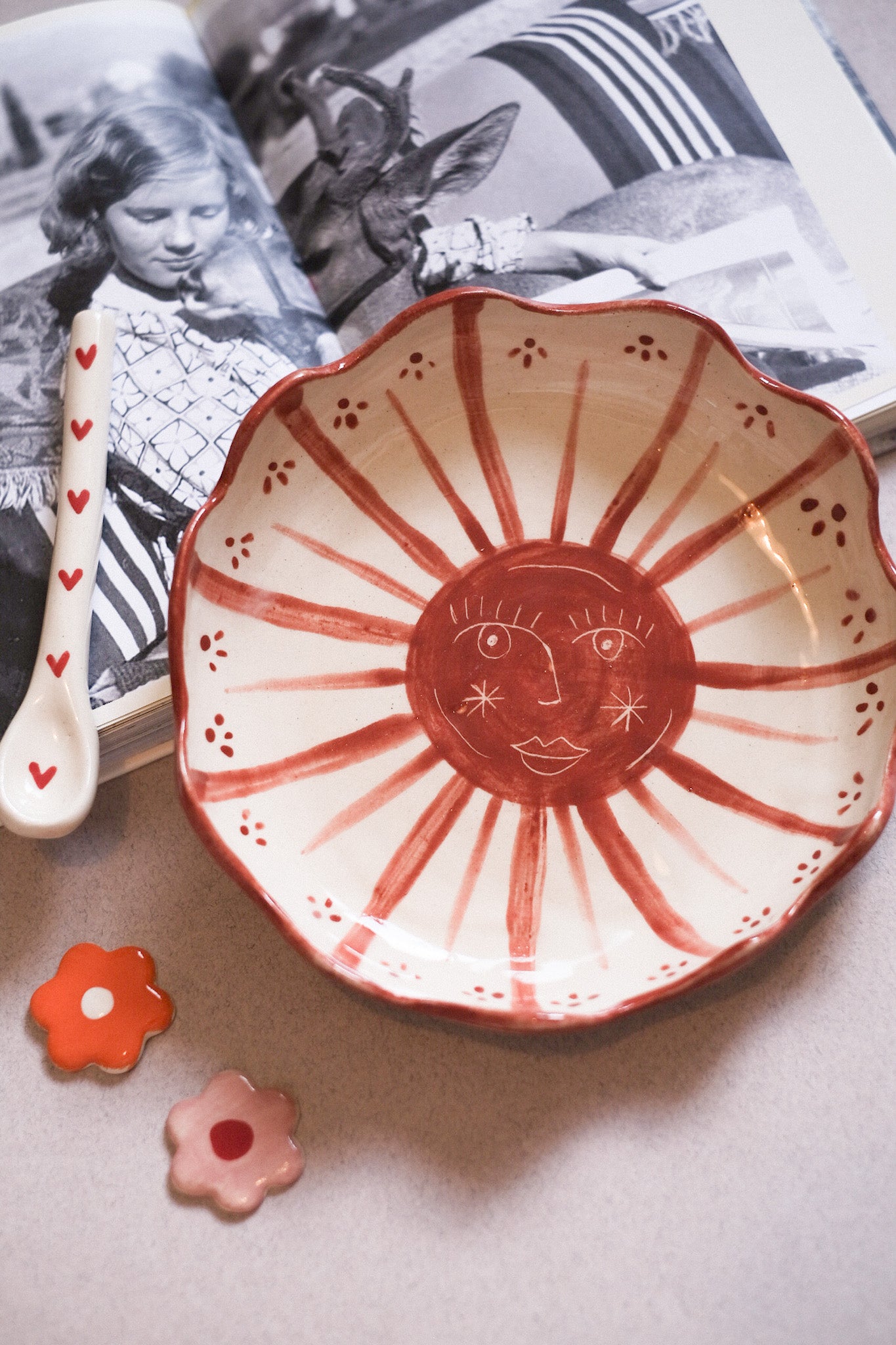 Assiette creuse céramique soleil terracotta