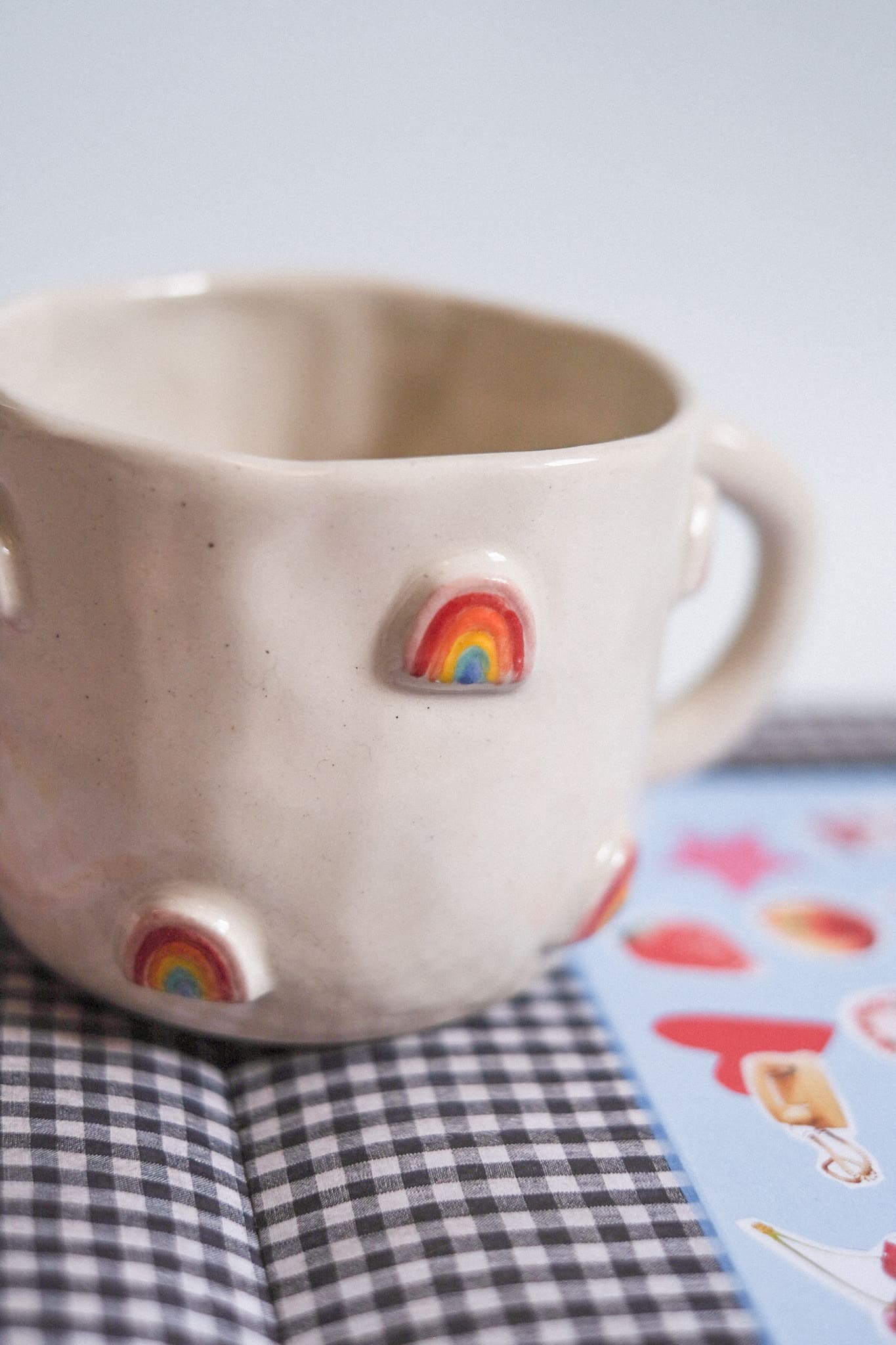Mug Artisanal en Céramique - motifs Arc-en-Ciel