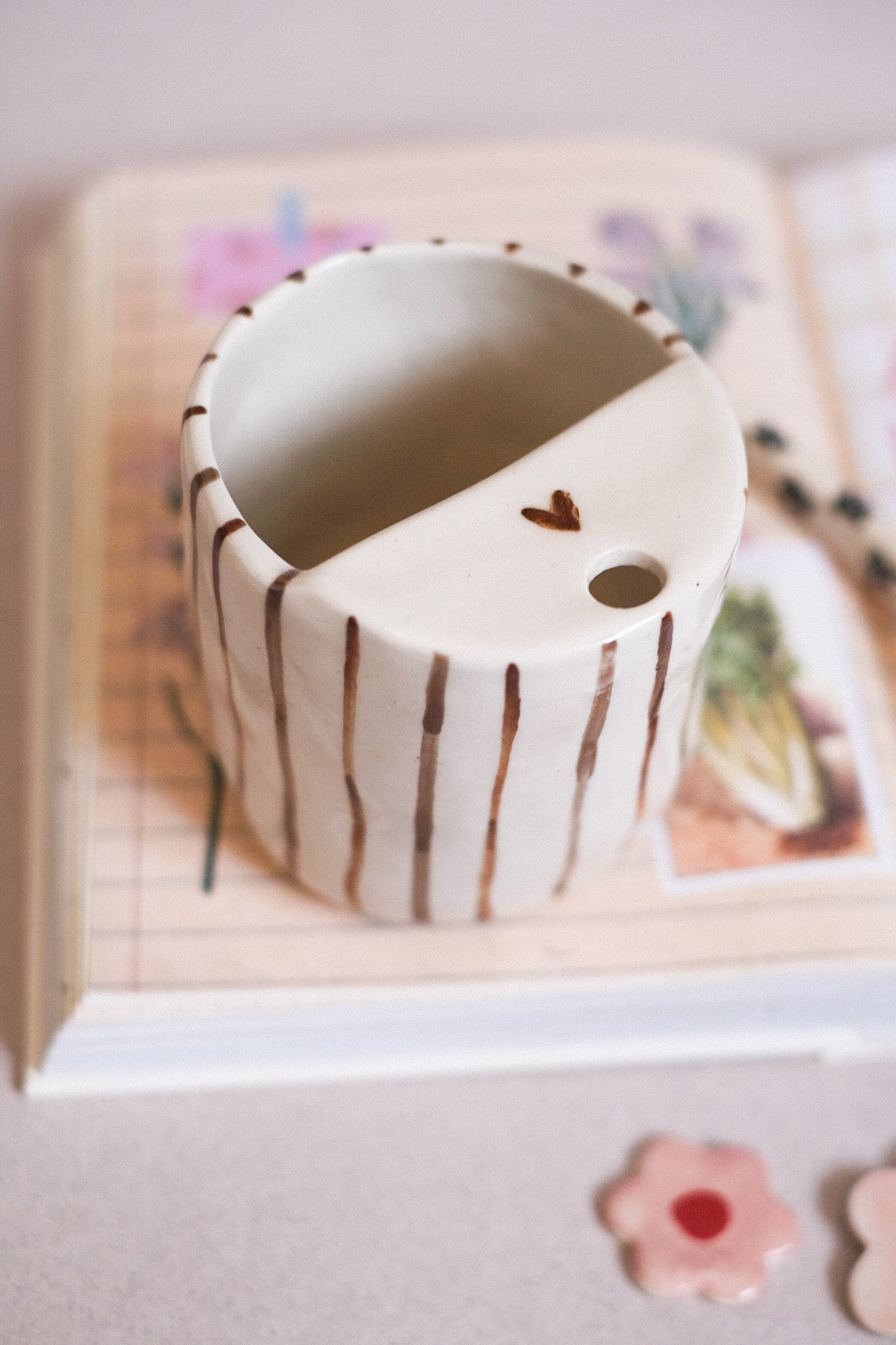 Travel mug en céramique, rayures marron