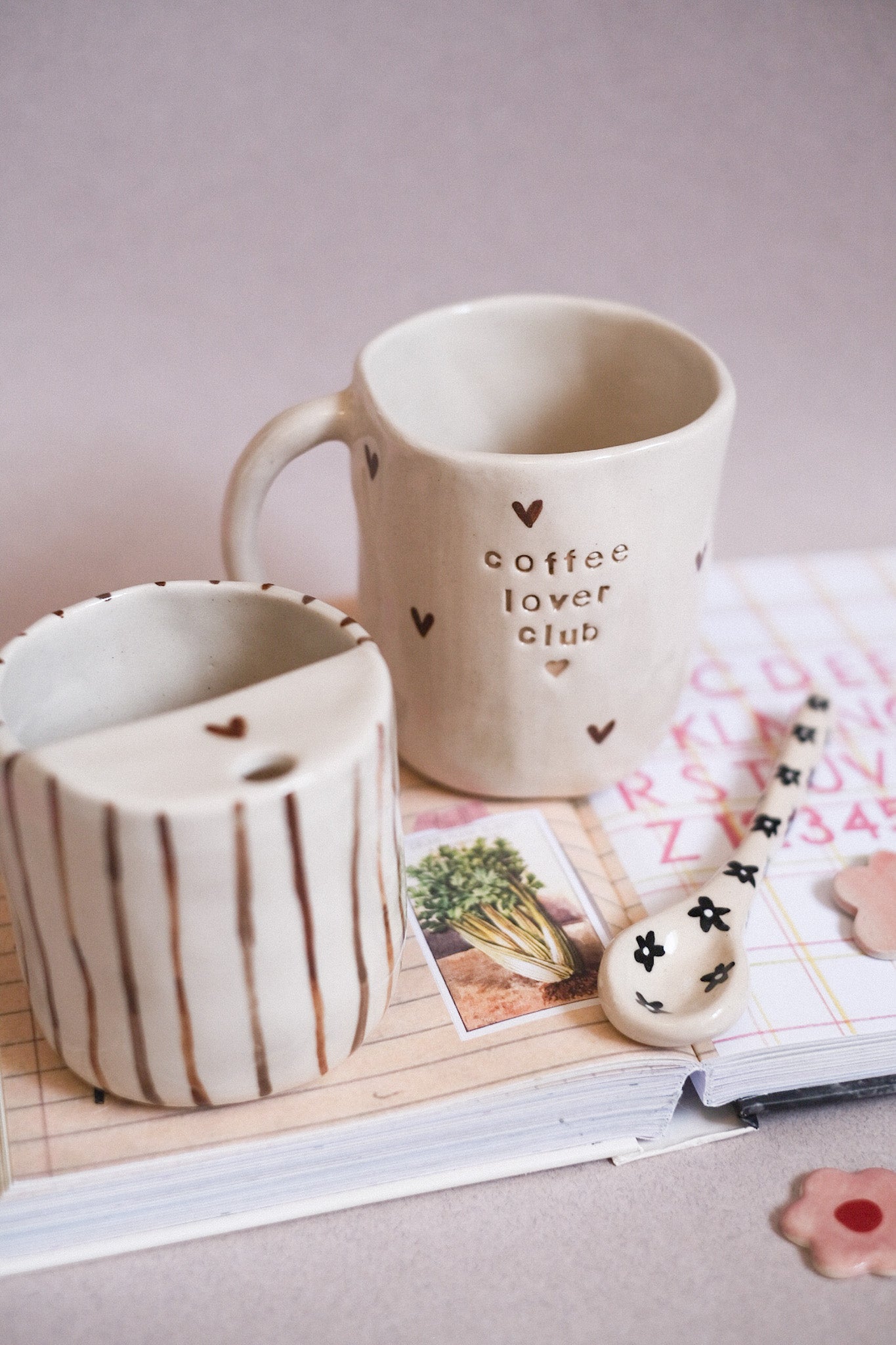 Travel mug en céramique, rayures marron
