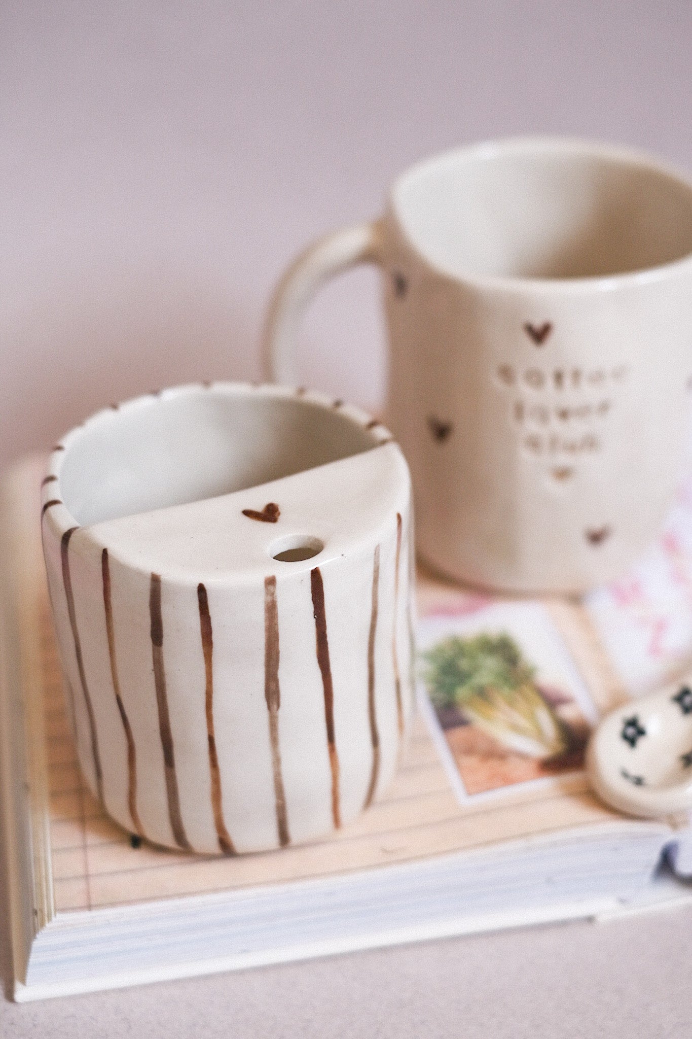 Travel mug en céramique, rayures marron