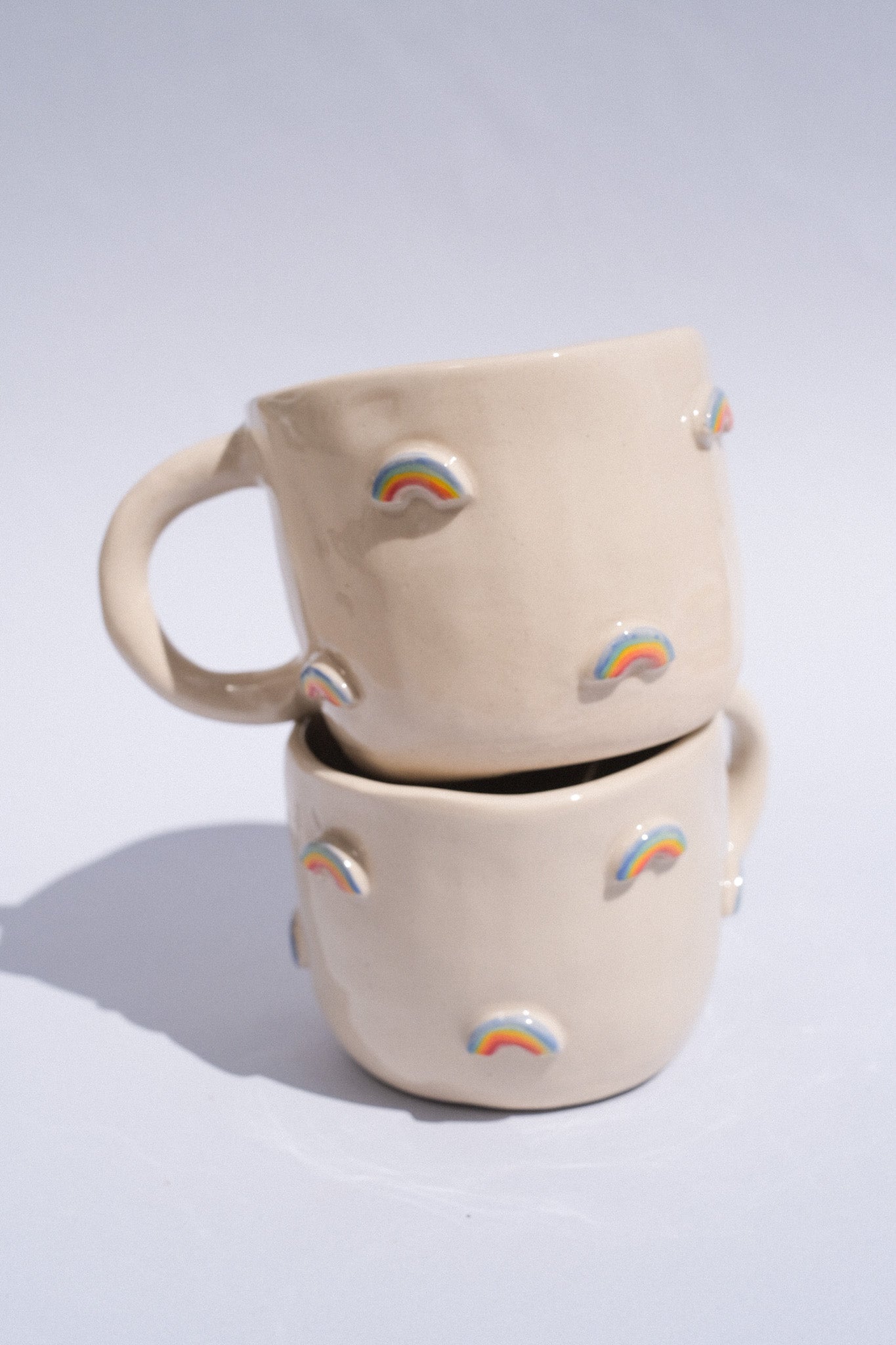 Mug Artisanal en Céramique, motifs Arc-en-Ciel