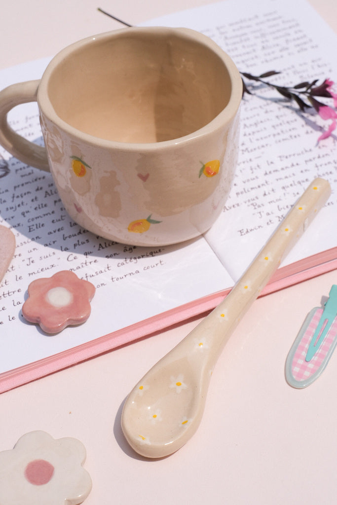 Mug citron cœur rose – douceur artisanale