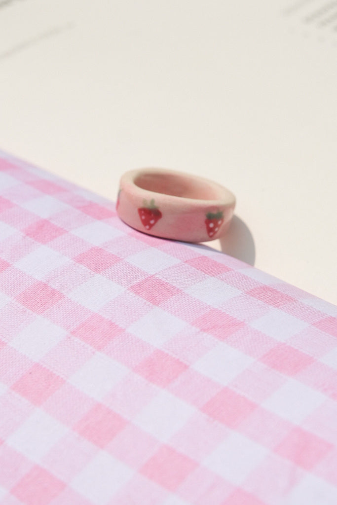 Bague colorée en grès – pièce unique à mixer