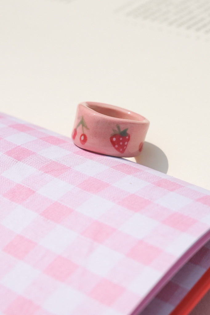 Bague colorée en grès – pièce unique à mixer