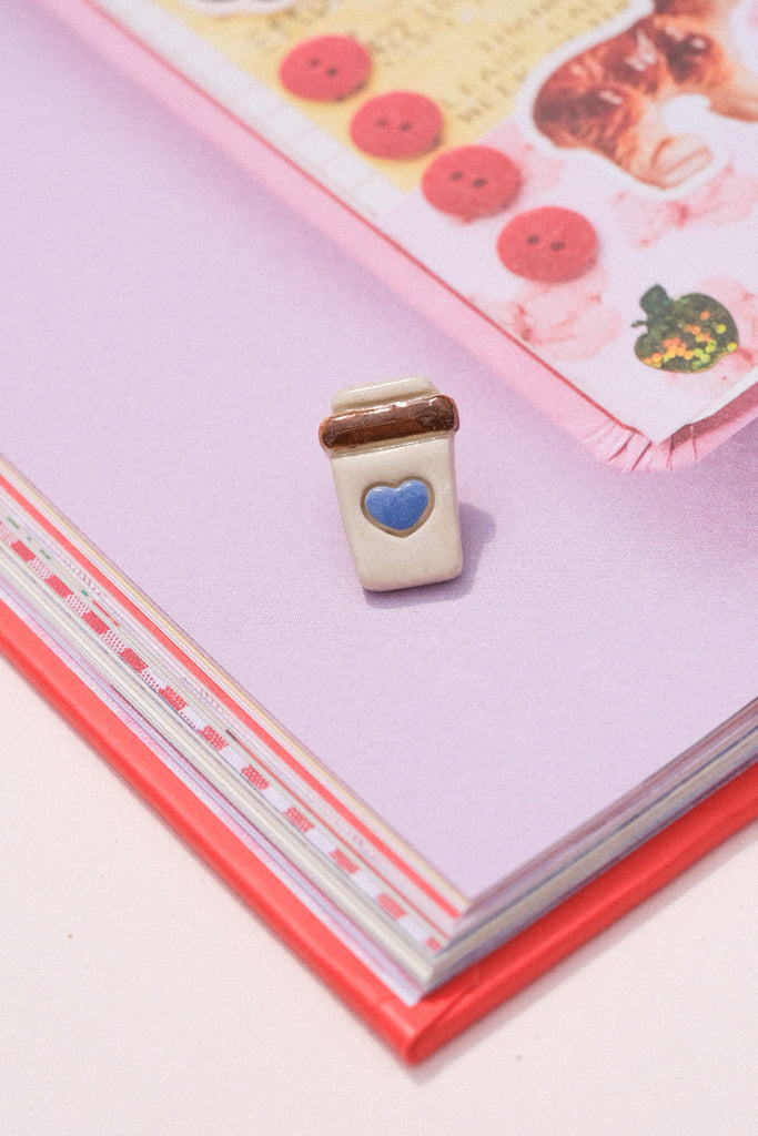Pin’s céramique mignon – accessoire à petit prix