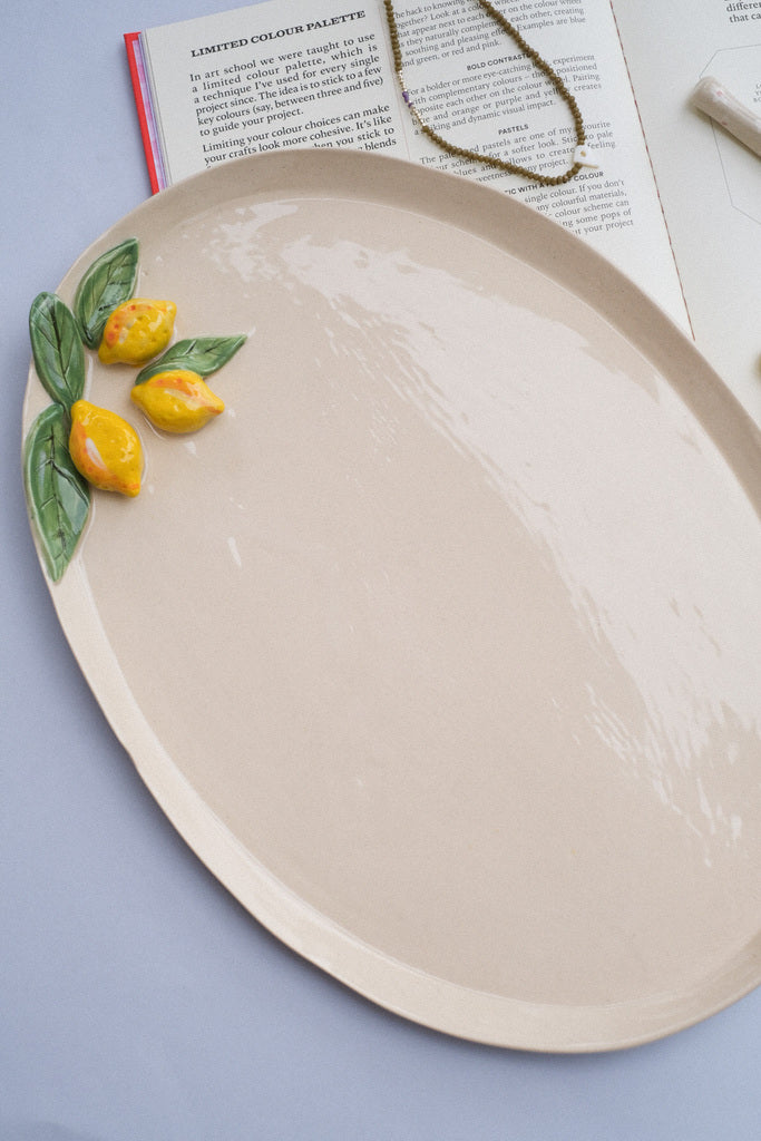 Plat en Grès - Citrons Jaunes Modelés 🍋