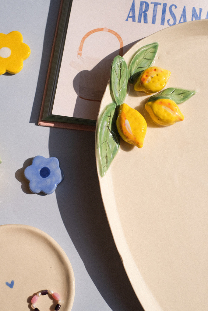 Plat en Grès - Citrons Jaunes Modelés 🍋