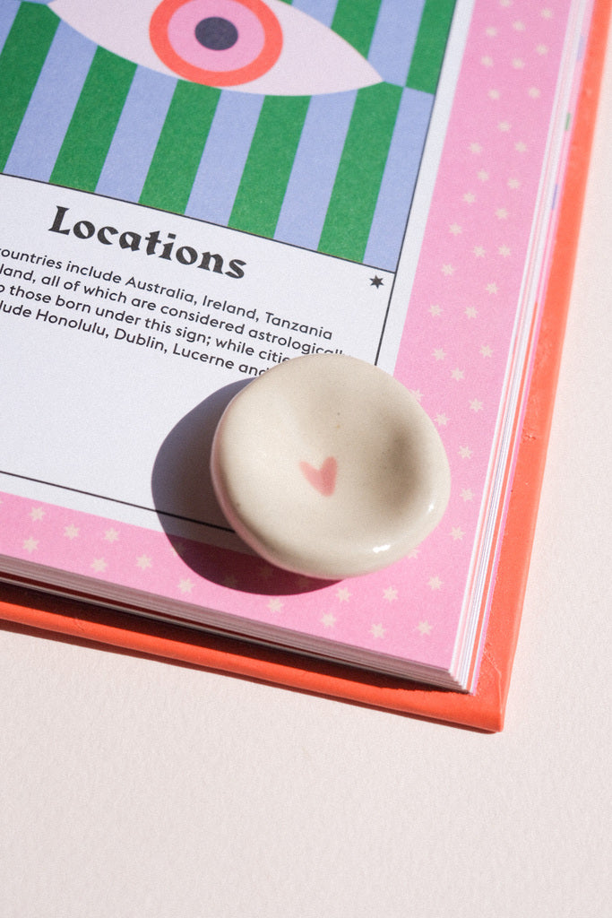 Pierre d'apaisement Worry Stone en céramique « Petit Cœur »