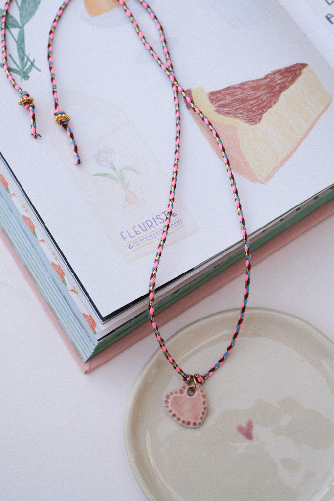🧡 Collier cœur en céramique – 3 coloris au choix