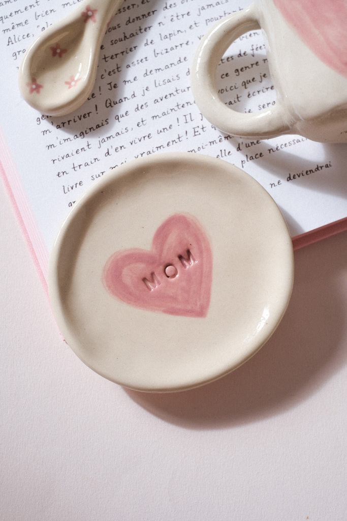 Coupelle artisanale coeur MOM rose pastel