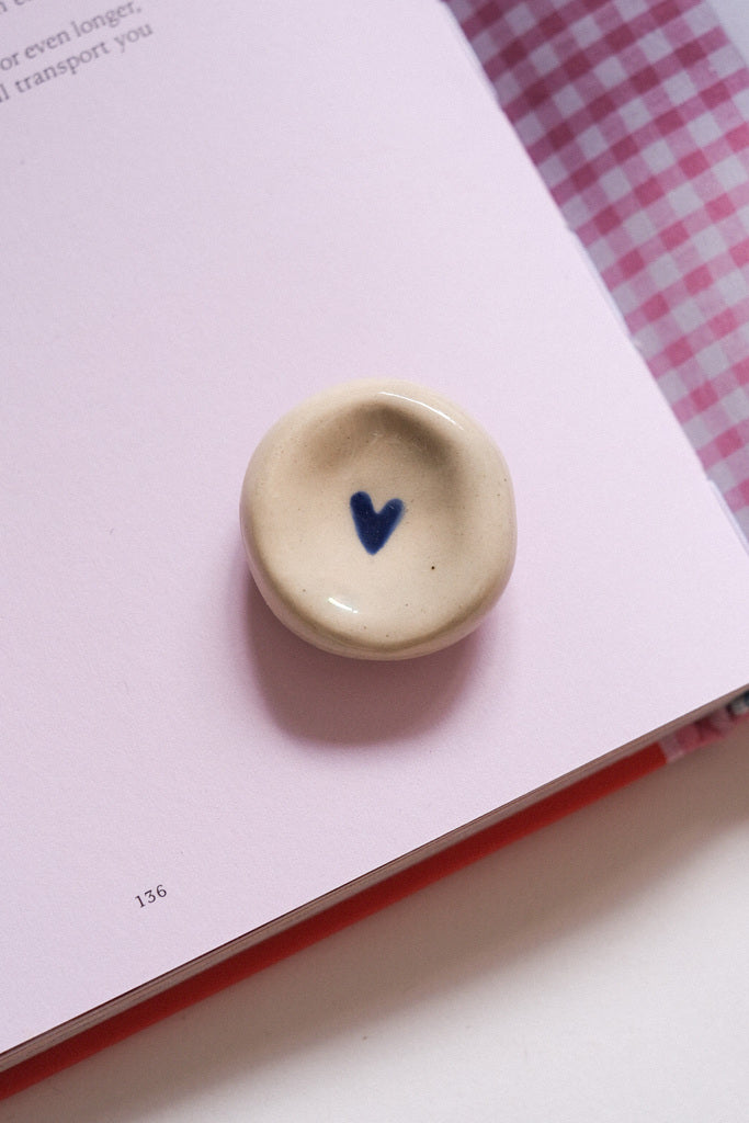 Pierre d'apaisement Worry Stone en céramique « Petit Cœur »