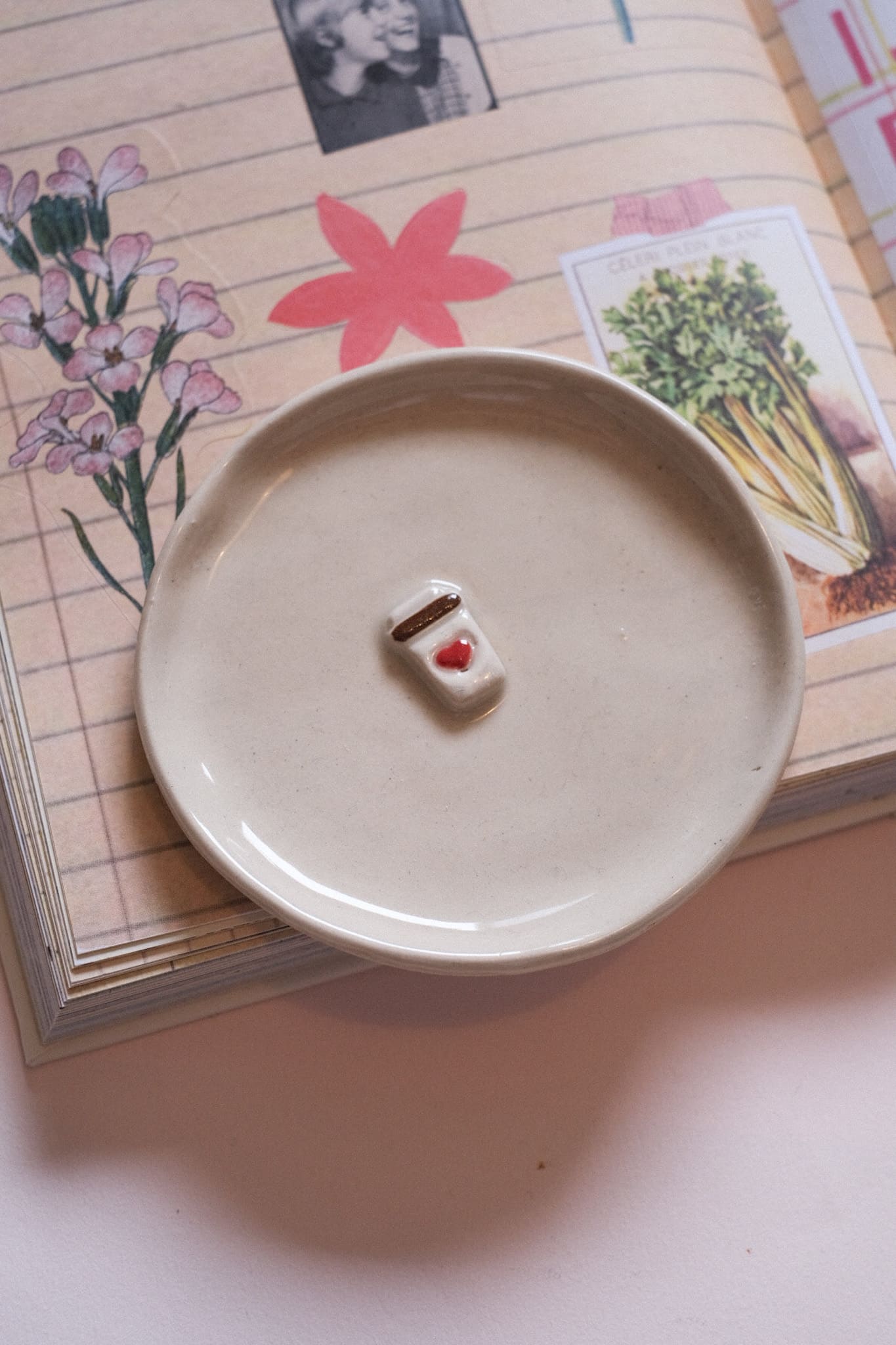 Coupelles en céramique – éléments en volume