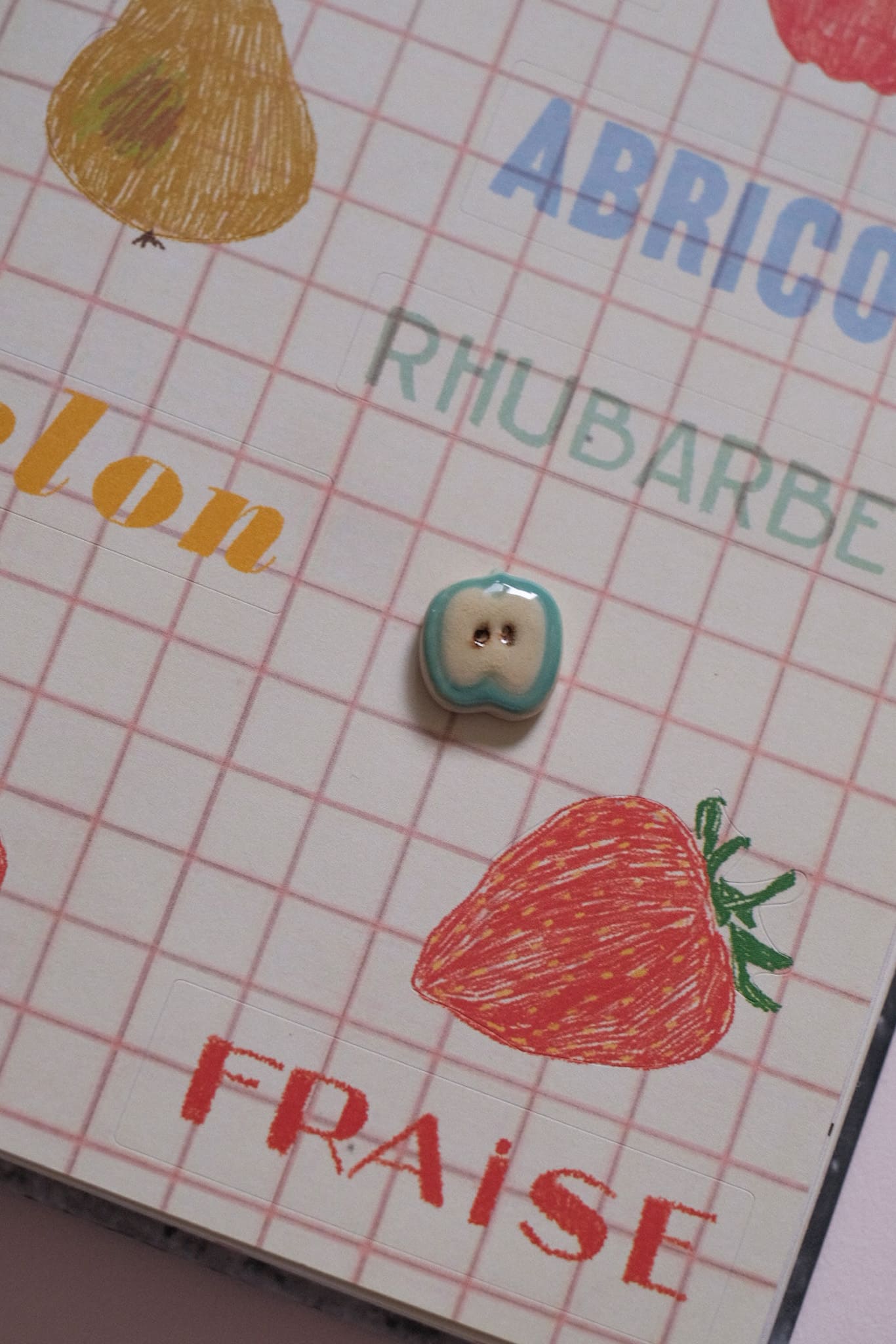 Pin’s céramique – accessoire à petit prix