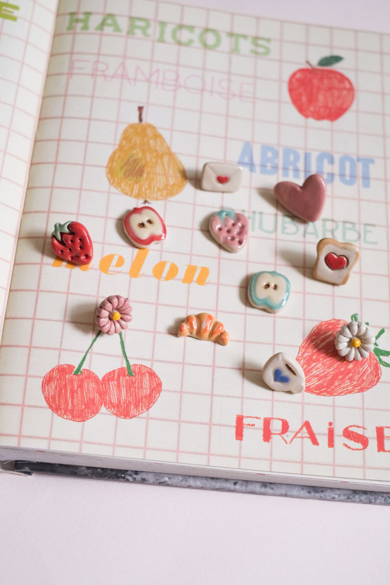 Pin’s céramique – accessoire à petit prix