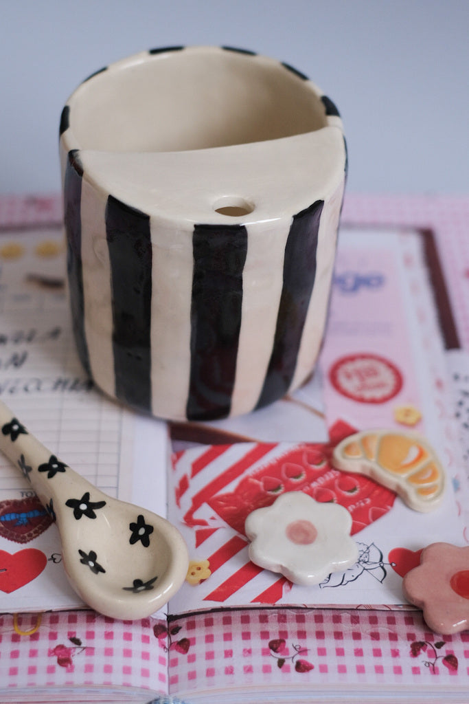 Travel mug – Rayures noir et blanc 🖤