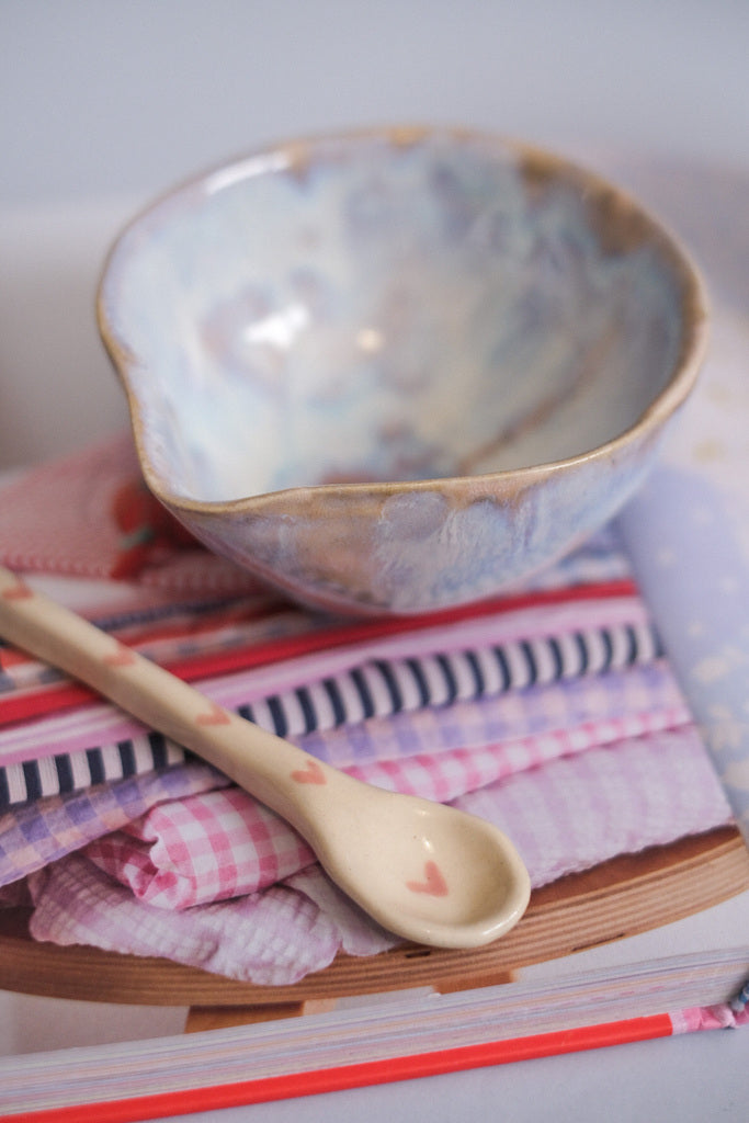 Bol préparation matcha – Émail bleu rose 🍵