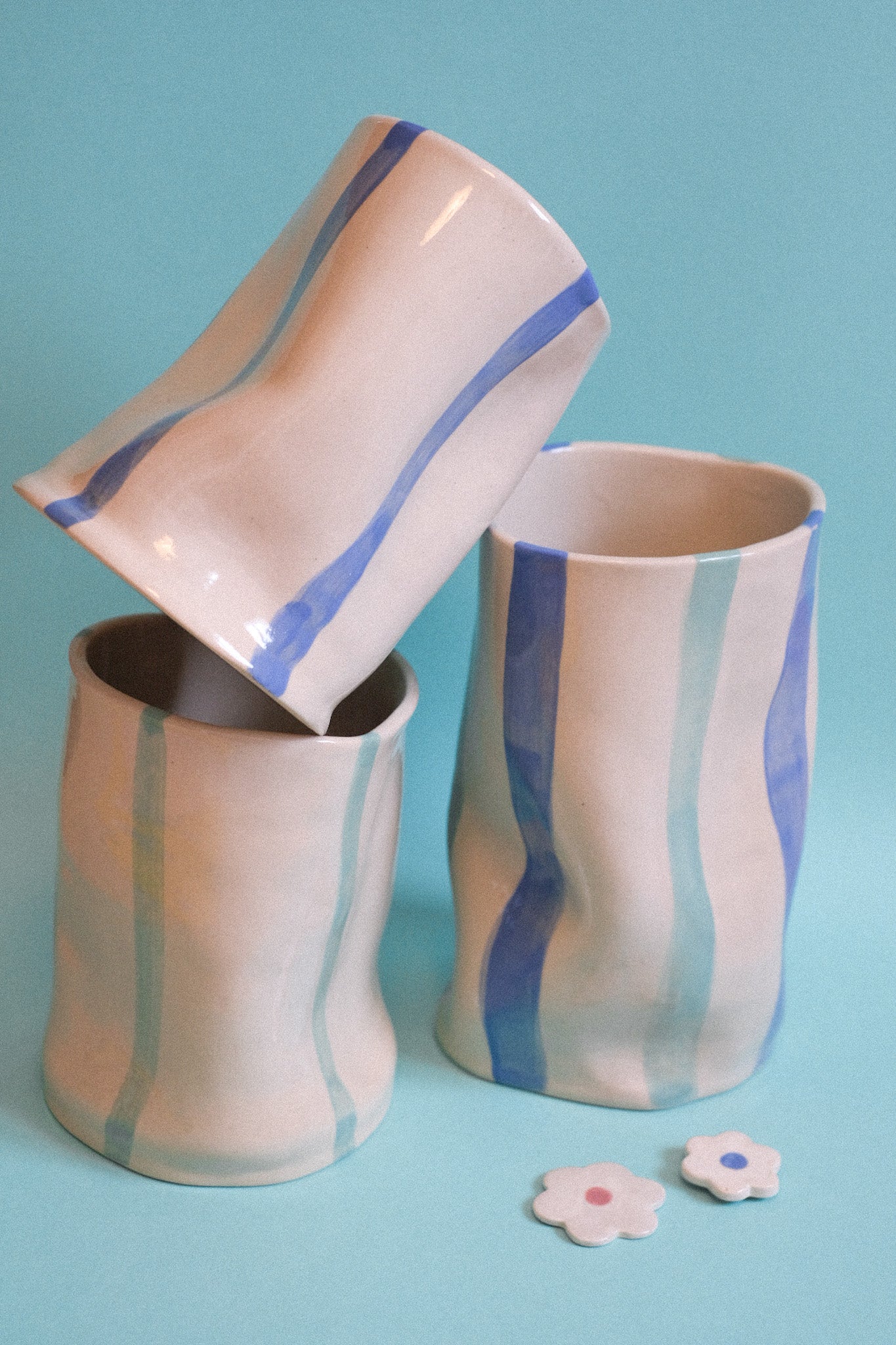 Vase Aux creux des mains - rayures colorées