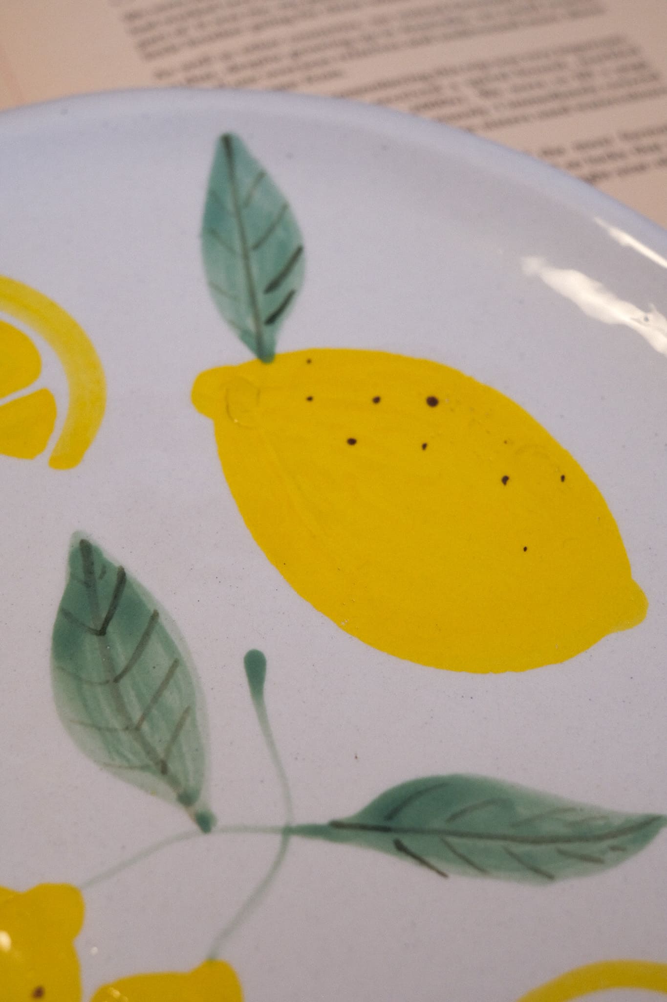 IMPARFAITS / Assiette en céramique - Motifs citrons ensoleillés