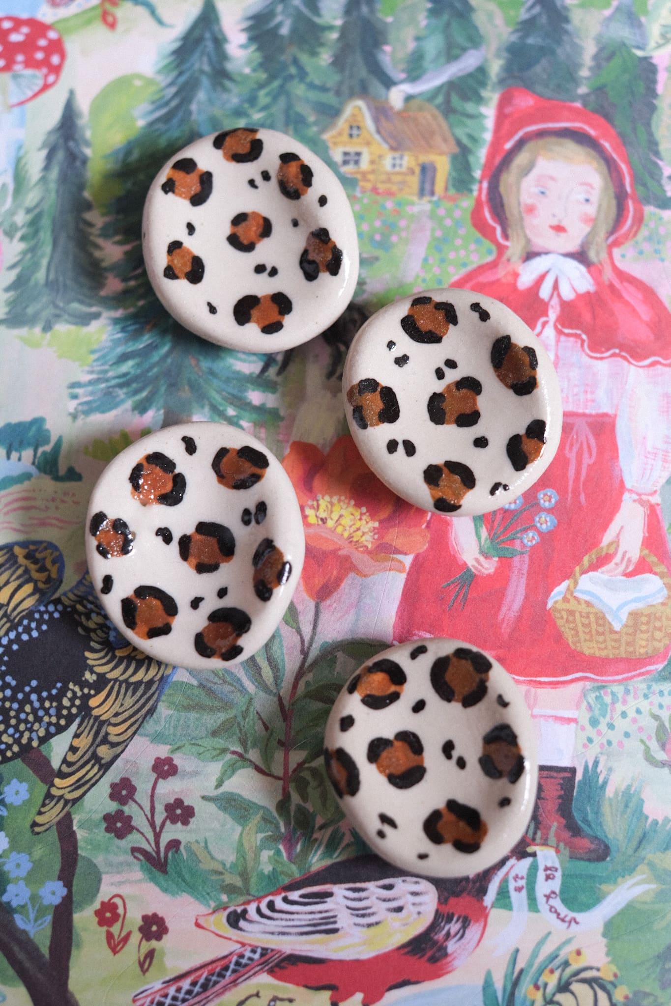 Pierre d’apaisement motif léopard - forme cœur ou classique