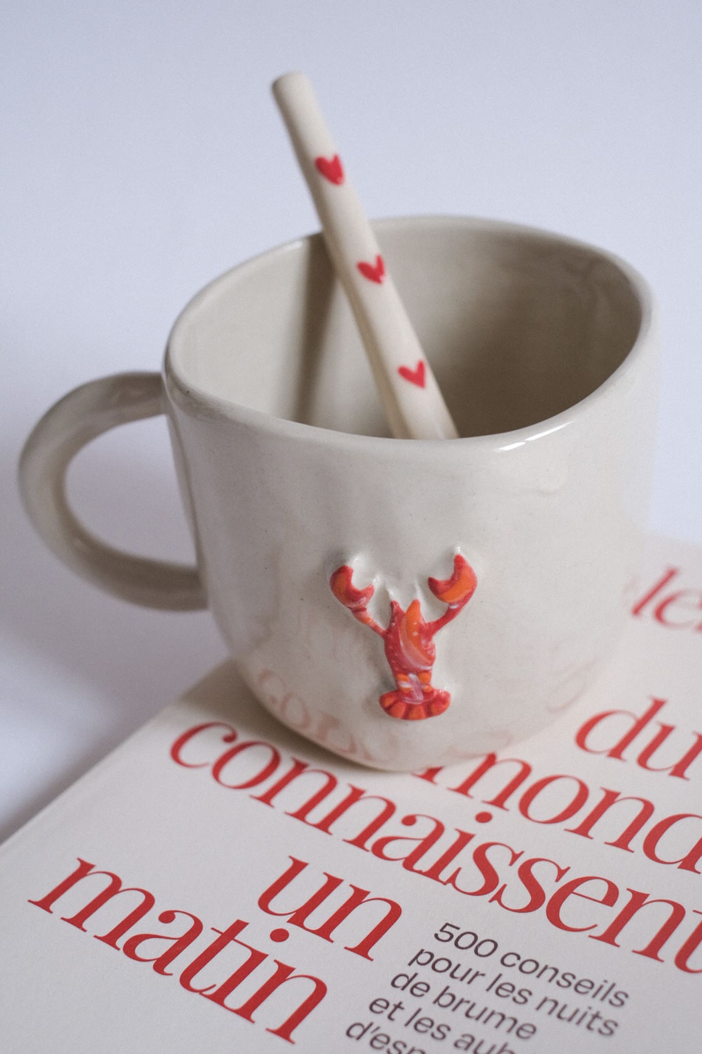 Mug en céramique - homard en relief