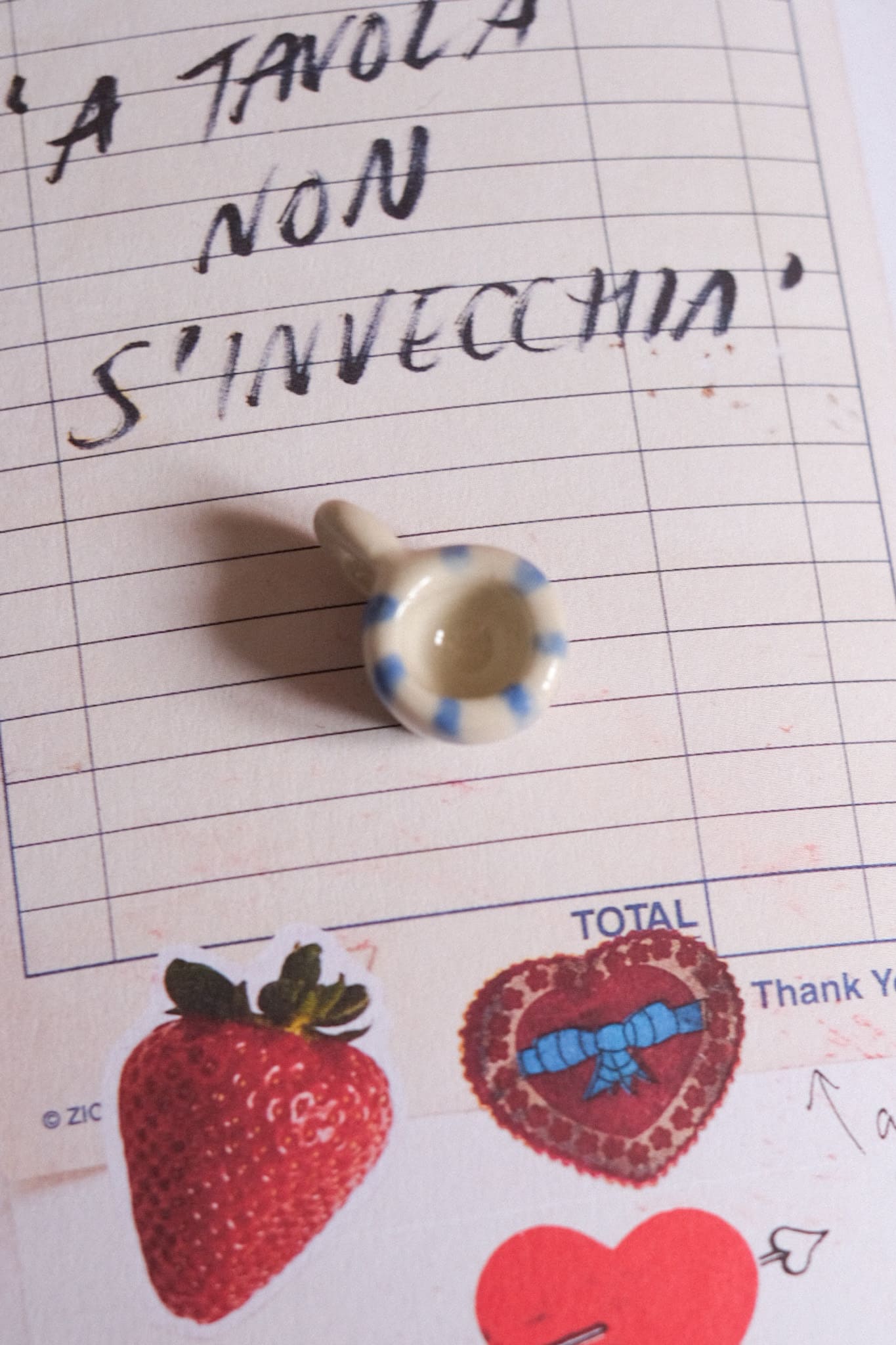 Pendentif céramique mini tasse fait main