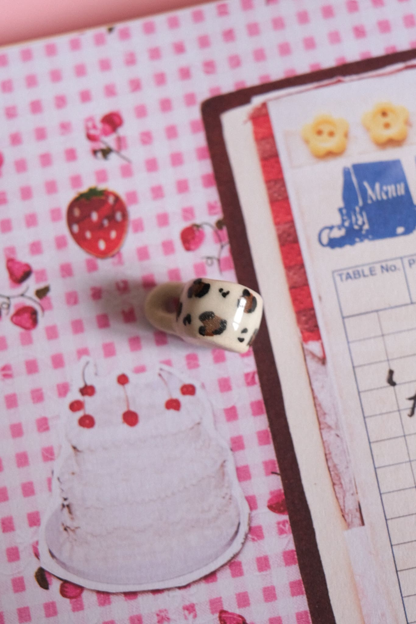 Pendentif céramique mini tasse fait main