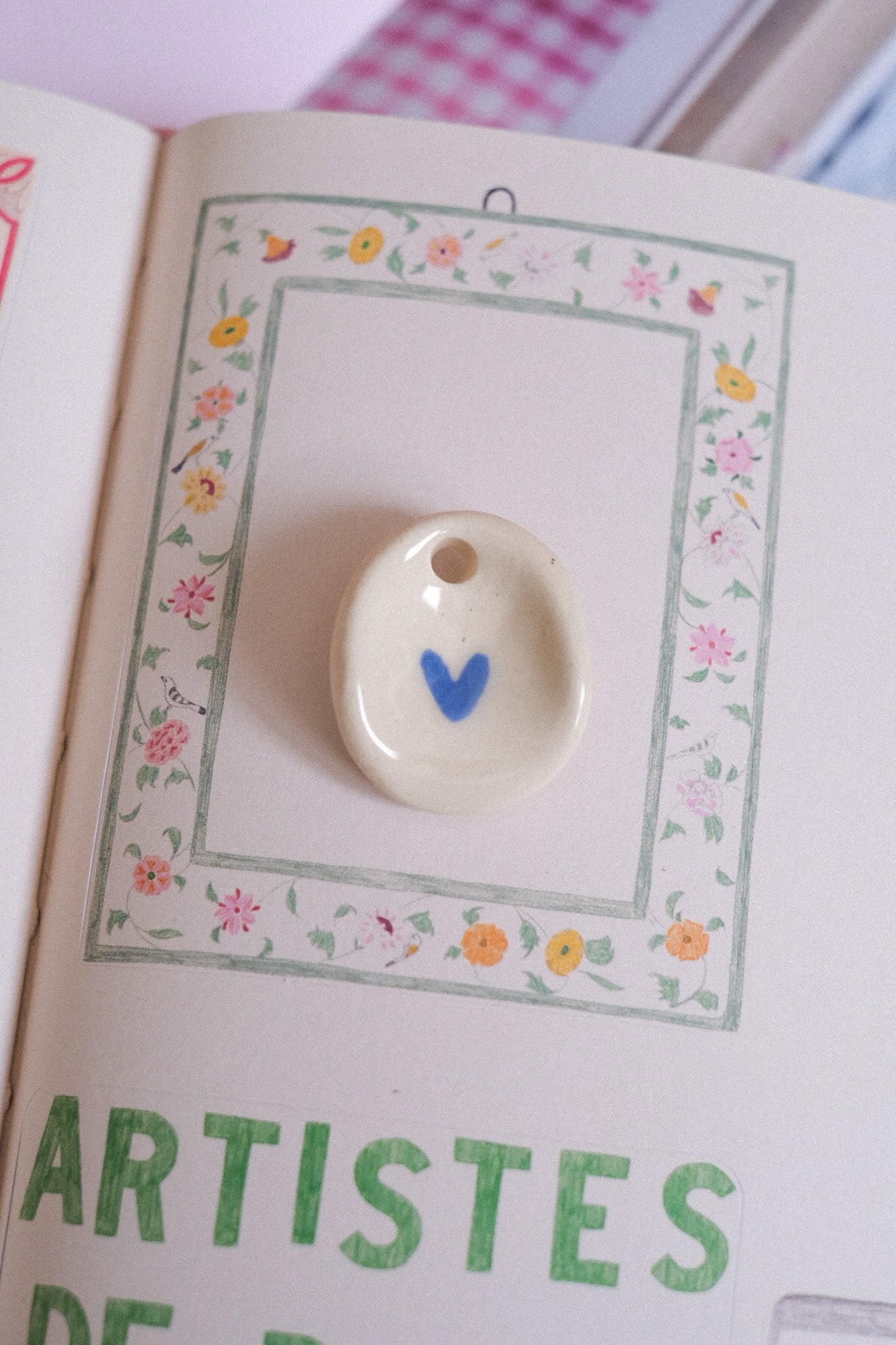 Pendentif pierre d’apaisement petit cœur (worry stone)