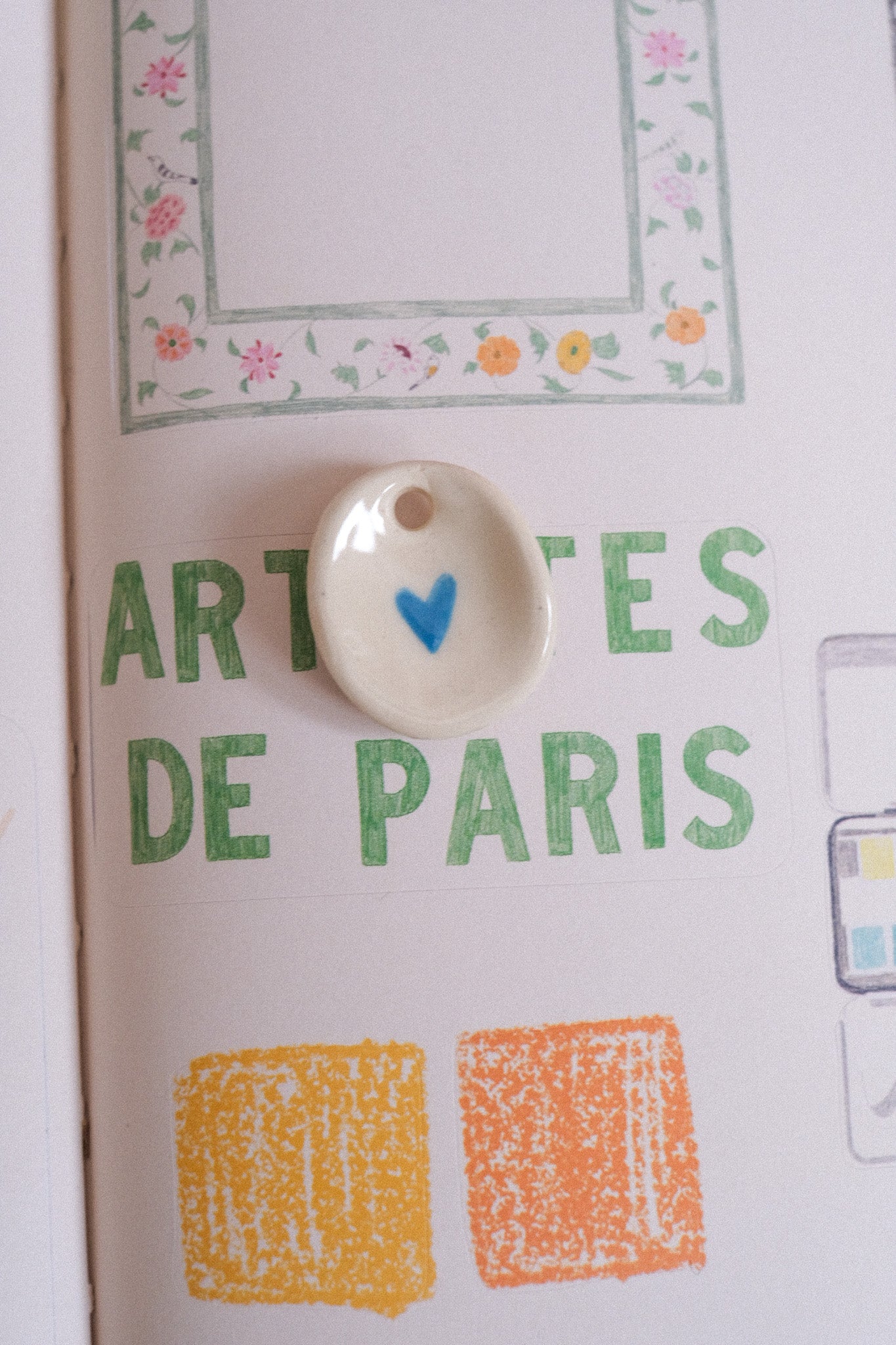 Pendentif pierre d’apaisement petit cœur (worry stone)