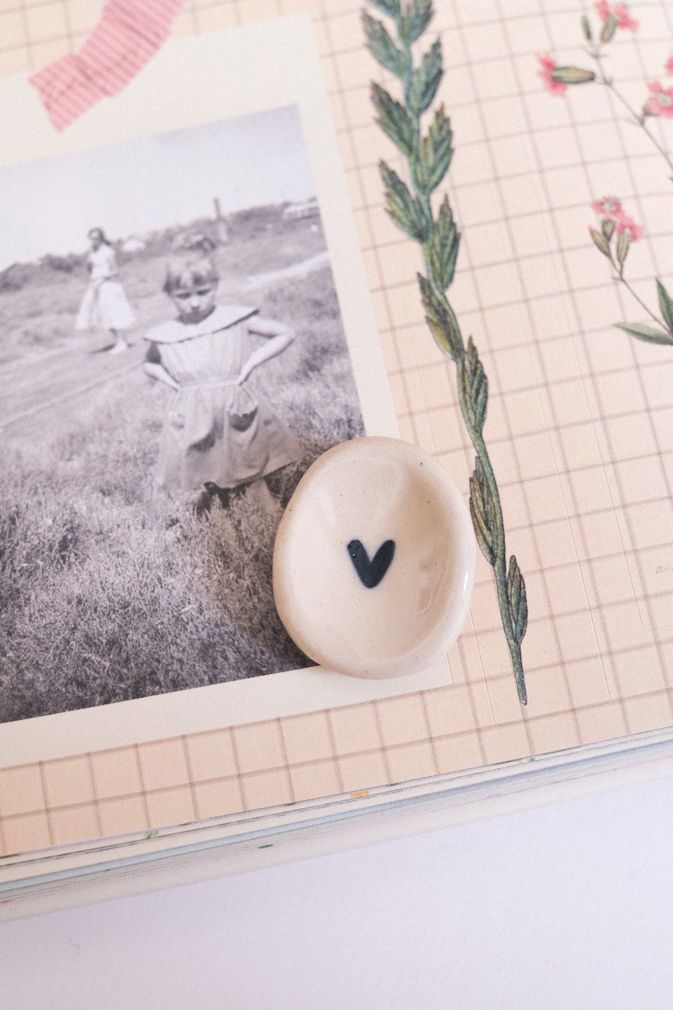 Pierre d'apaisement Worry Stone en céramique « Petit Cœur »