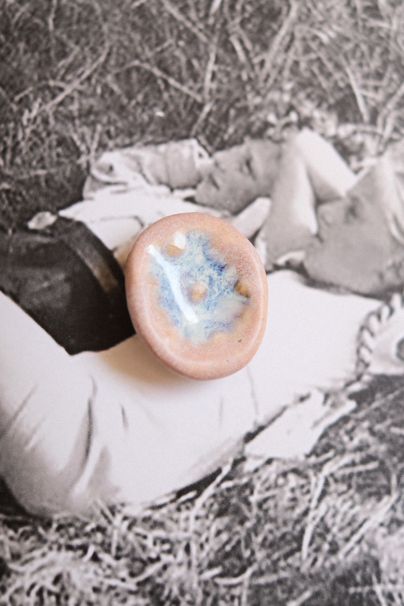 Worry stone - pierre apaisement texturée en céramique